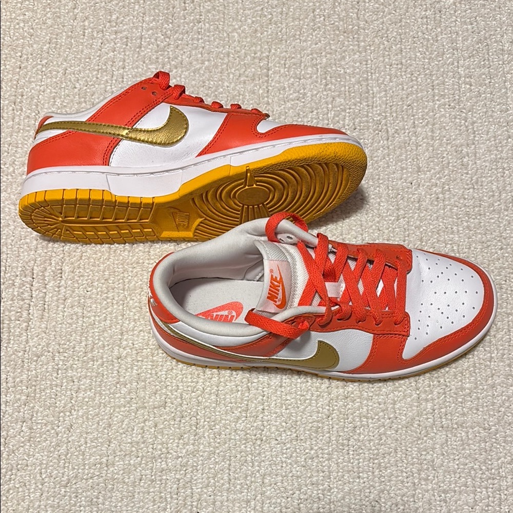 Nike dunks - Picture 2 of 4